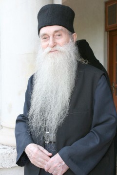 Conferinţa „Omagiu Părintelui Arsenie Papacioc”, la Casa de Cultură