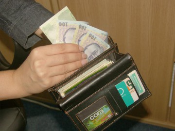 Ministrul Sănătăţii promite salarii triple
