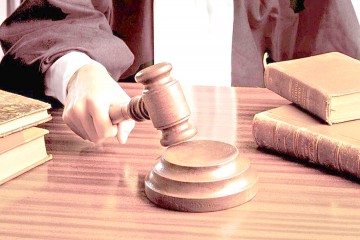 Tâlharii care au bătut un administrator în Mamaia, condamnaţi definitiv