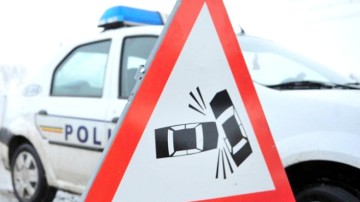 Taximetrist rănit în urma unui accident rutier, pe Soveja
