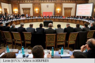 Social-democraţii îşi aleg azi liderul interimar