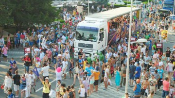 Plaja dintre Venus şi Saturn, plină ochi: Liberty Parade a ajuns la ediţia no. 15
