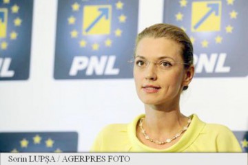 Gorghiu: Cer liderilor PSD să accepte dezbaterea legii privind votul prin corespondenţă