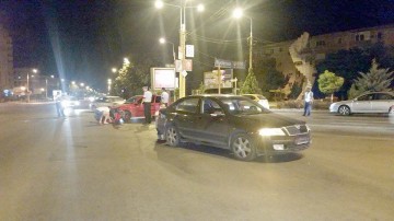 Accident rutier la Dacia: o femeie însărcinată a ajuns la spital