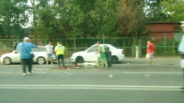 ACCIDENT GROAZNIC, provocat de un şofer băut: un navigator a MURIT, altul are piciorul amputat, încă 5 sunt răniţi