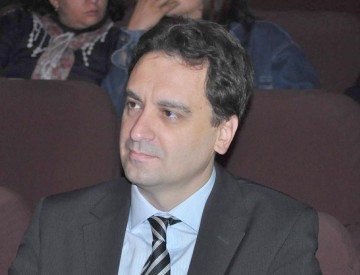 PRU, în ascensiune, în dauna UNPR! „Oamenii politici trebuie să înveţe că nu sunt amanetaţi partidelor”