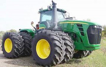 A murit strivit de tractor, la Mircea Vodă
