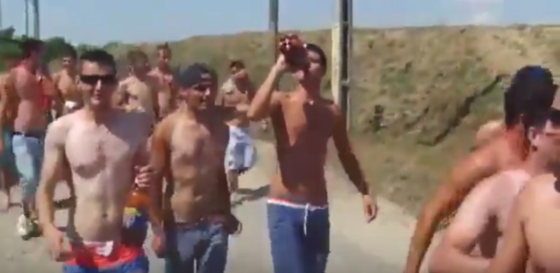 "Liberty Parade" de Vaslui: muzică, bere şi căruţe pe uliţe! "Liberty Parade" de Vaslui: muzică, bere şi căruţe pe uliţe!
