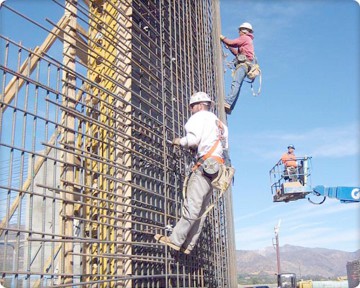 Lucrările de construcţii au crescut în primul semestru cu peste 10%