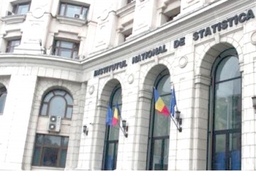 Românii sunt tot mai puţini