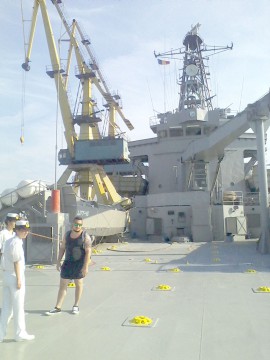 Cum este la bordul navei militare grecești care a acostat în Portul Constanța