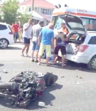 Accident rutier în Mamaia: un motociclist a ajuns la spital