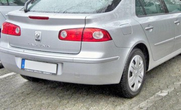 Renault cu documente false, descoperit în Portul Constanţa