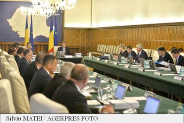 Ponta: Şi ceilalţi bugetari merită salarii mai mari; discutăm, negociem