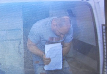 Poliţistul prins în timp ce lua mită de la Karam a fost condamnat!