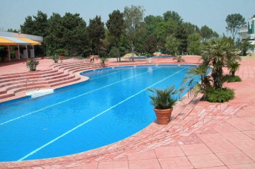 Ce ar trebui să facă hotelierii pentru a evita înecurile din piscine. Cum putea fi evitată tragedia de la Venus
