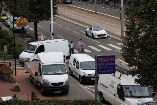 O tânără din Constanţa a MURIT la Strasbourg, lovită de un camion!