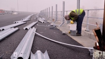 CNADNR a reziliat două contracte pentru modernizarea unor sectoare ale DN 76 Deva - Oradea