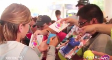 Simona Halep a oferit înghețată fanilor, la turneul de la Cincinnati