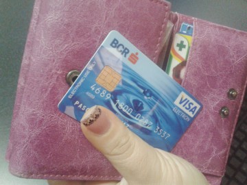 BCR elimină comisioanele la bancomate
