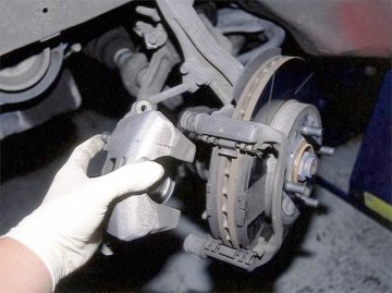 Renault prezintă la Frankfurt transmisia automată pentru Logan şi Sandero