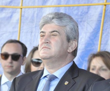 Sindicatele din poliție îl sprijină pe Oprea: Nu trebuie să demisioneze
