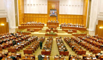 Camera Deputaţilor votează joi Codul fiscal