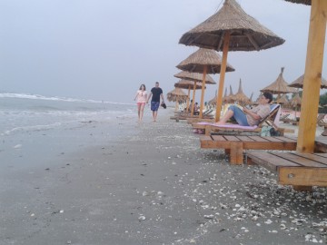 Românii au cheltuit 5,5 milioane euro pe litoral în primul weekend din septembrie