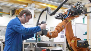 Cifra de afaceri din industrie a crescut cu 2,7%