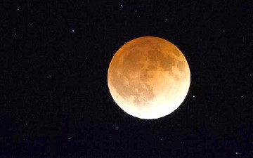 Super Lună şi eclipsă de Lună, simultan, pe 28 septembrie