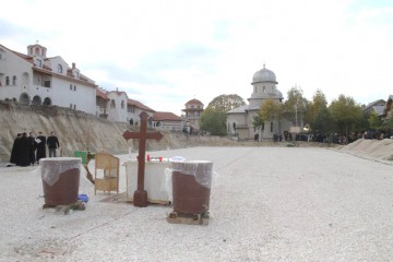 Înălțarea Sfintei Cruci, sărbătoarea Mănăstirii Dervent