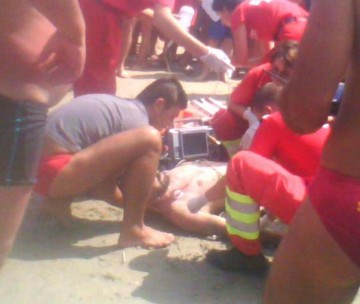 La un pas de nenorocire, în Neptun: un bărbat a fost scos din mare şi resuscitat