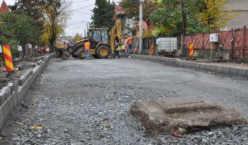 Reparații la trotuare, iluminat și carosabil, săptămâna aceasta. Iată zonele