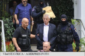 Oprescu pe holurile DNA: Banii erau marcați?