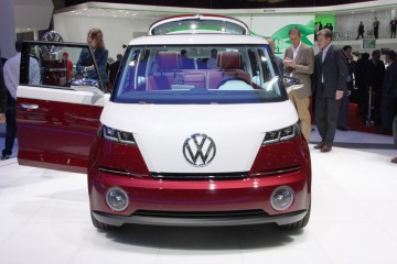 Acţiunile companiei Volkswagen se prăbuşesc cu 22%!