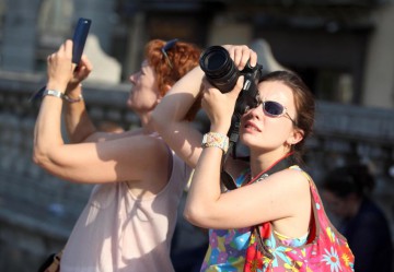Numărul turiştilor a crescut cu 30% în 2015