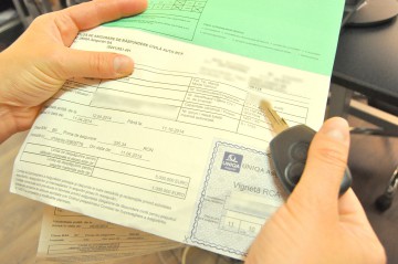 Sistemul de plată a rovinietelor din benzinării s-a blocat. Cozi imense pe A2, sensul de mers spre Constanţa