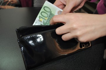 BNR: Adoptarea euro în 2019, țintă nefezabilă