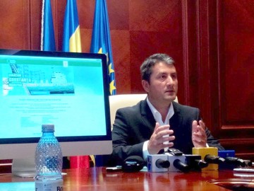Făgădău îi scoate pe constănţeni din case, să cureţe oraşul. Puturoşii vor plăti amenzi şi de 2.000 de lei