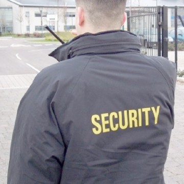 Doi agenţi de pază de la City Protect, condamnaţi la închisoare