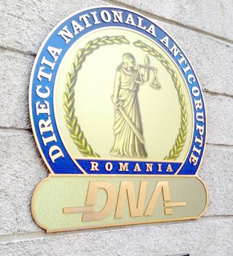 Angajaţi ai MAE, suspectaţi că ar fi luat mită