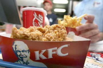 KFC angajează persoane fără experiență