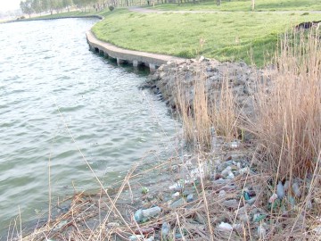 ABADL, acţiune de ecologizare a Lacului Tăbăcărie