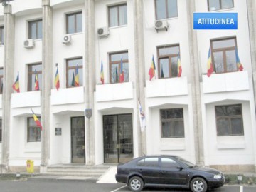 Primăria Constanţa se judecă de aproape 10 ani cu statul pentru a scăpa de o amendă