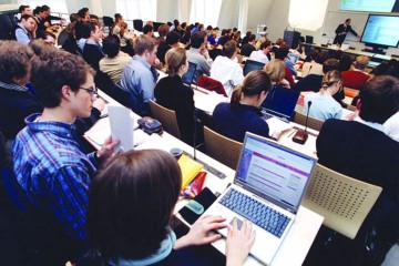 Studenții vor putea beneficia de credite începând din anul universitar viitor