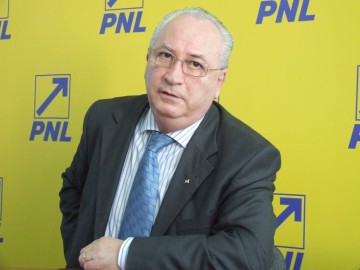 PNL cere PSD să voteze moţiunea de cenzură, aducându-le aminte că aliatul Oprea spunea că Ponta n-are nimic sfânt