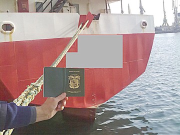 Marinar prins cu documente falsificate