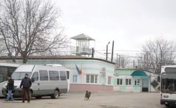 Individul care şi-a violat străbunica după un priveghi nu părăseşte penitenciarul