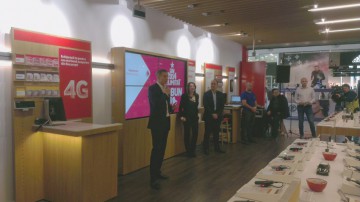 Vodafone creează 100 de locuri de muncă