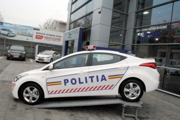 Dacia a pierdut o licitaţie de 400 de maşini de patrulare ale Poliţiei pentru doar 2,4 lei pe autoturism